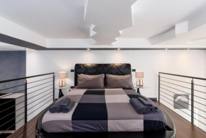 Moderno Loft con Box Auto Privato incluso